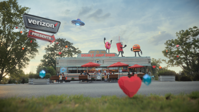 Still image of Verizon - Got Any Games On Your Phone? by Carbon
